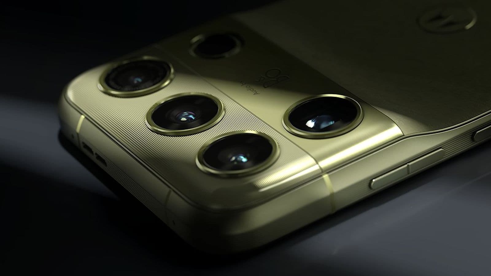 Traseira do Motorola Signature 27 em Capulet Olive com módulo assimétrico