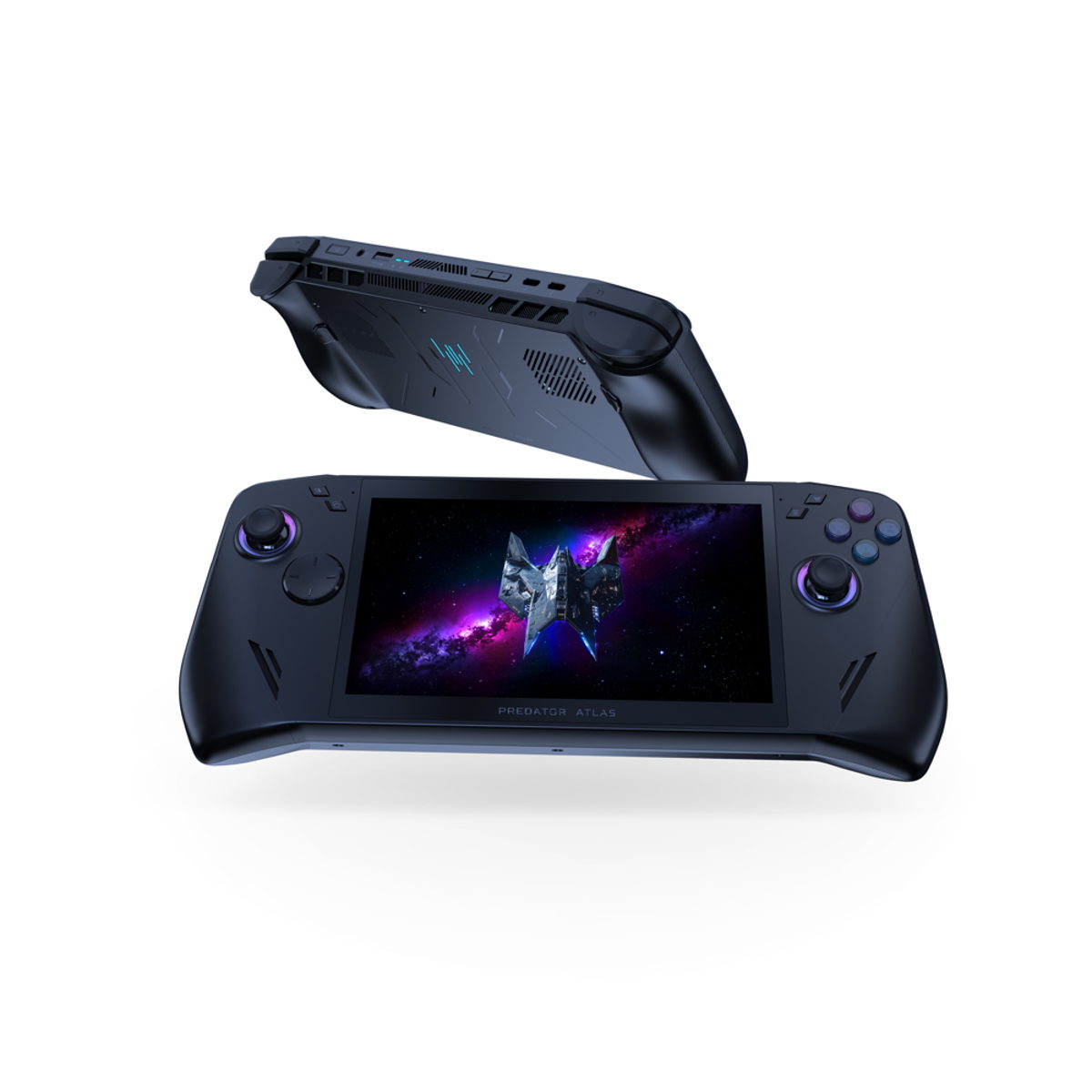 Console portátil preto Acer Predator Atlas 7 em duas perspectivas sobre fundo claro: na parte inferior, visto de frente com tela ligada exibindo nave espacial e nebulosa roxa espacial, botões direcionais, alavancas analógicas com anéis luminosos roxos e botões de ação translúcidos; na parte superior, visto por cima e por trás mostrando saídas de ar, gatilhos de ombro e portas de conexão